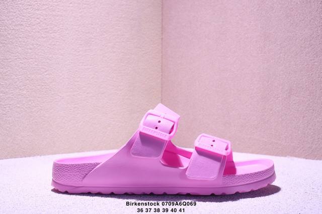 德国百年知名鞋履品牌 博肯Birkenstock 勃肯拖鞋系列凉拖鞋休闲沙滩凉鞋 广东原产#采用质地柔软牛皮革 中底搭载缓震软木橡胶 外置Eva轻量片装外底。