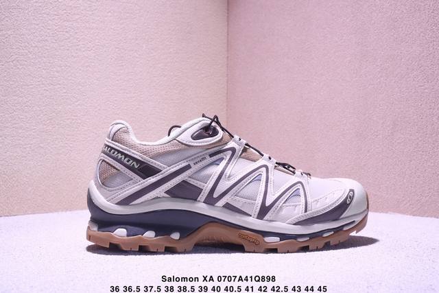 公司级Salomon Xa Pro 3D萨洛蒙户外越野跑鞋 鞋面采用Sensifit贴合技术 全方位贴合包裹脚型 鞋跟部鞋底牵引设计 提供强大的抓地性能 更适应