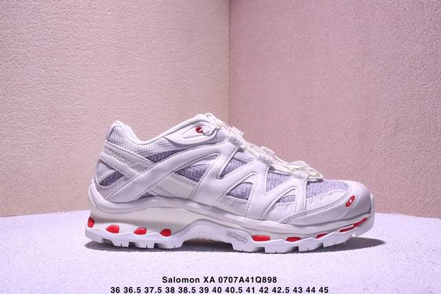 公司级Salomon Xa Pro 3D萨洛蒙户外越野跑鞋 鞋面采用Sensifit贴合技术 全方位贴合包裹脚型 鞋跟部鞋底牵引设计 提供强大的抓地性能 更适应
