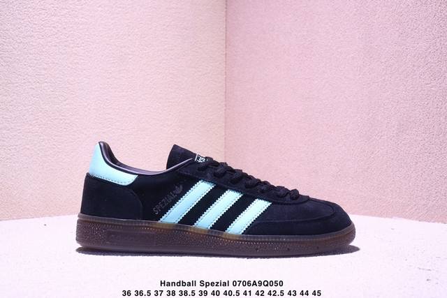 性价比版本Ad Handball Spezial 复古休闲板鞋 #全鞋采用反毛皮制作 牛筋耐磨大底 承载青春情怀的板鞋 经典三条杠装饰鞋侧 品牌辨识度清晰 货号