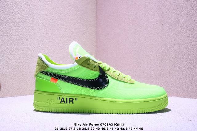 公司级耐克Nike Air Force 7空军一号低帮百搭休闲运动板鞋。柔软、弹性十足的缓震性能和出色的中底设计，横跨复古与现代的外结合，造就出风靡全球三十多年