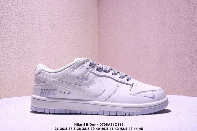 耐克Nike Sb Zoom Dunk Low 板鞋 系列经典百搭休闲运动板鞋加厚鞋舌的填充，使舒适性大大提升，同时也更方便穿脱中底部分则加入了脚感柔软舒适Zo