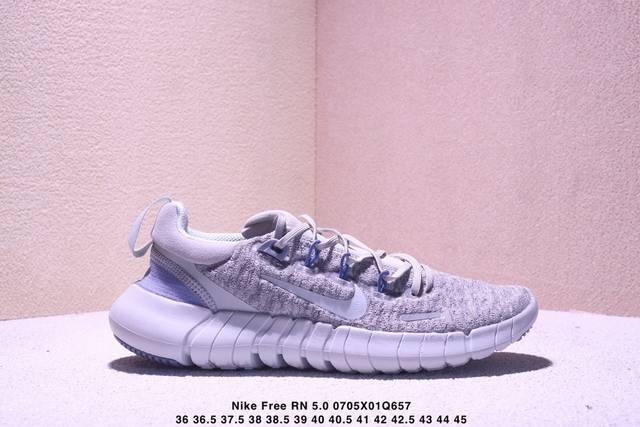 Nike 耐克 原楦原纸版开发，原装透气针织面料，搭载原比值超轻软感Eva一次射出Phylon泡棉缓震大底舒服就完事了，耐克Nike Free Rn 5.0 N