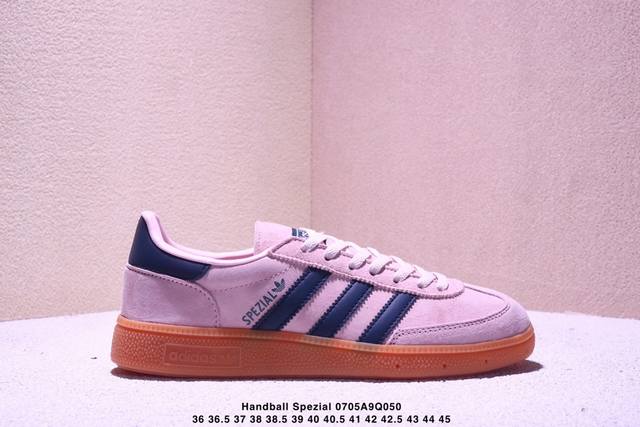 真标Adidas Handball Spezial 官方正确版本 阿迪达斯经典款 复古休闲板鞋 全鞋采用反毛皮制作 牛筋耐磨大底 承载青春情怀的板鞋 经典三条杠