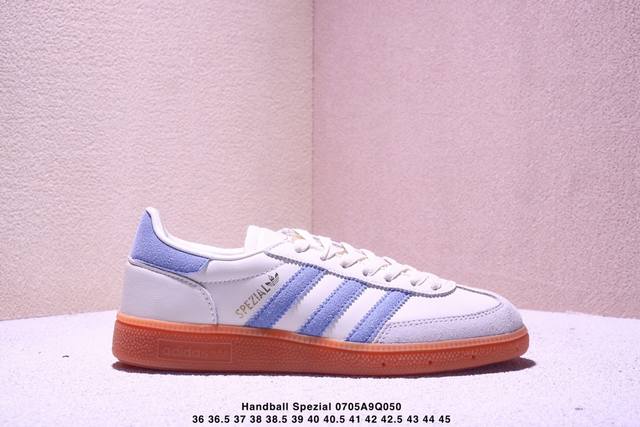 真标Adidas Handball Spezial 官方正确版本 阿迪达斯经典款 复古休闲板鞋 全鞋采用反毛皮制作 牛筋耐磨大底 承载青春情怀的板鞋 经典三条杠