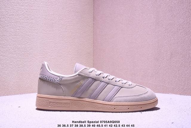 真标Adidas Handball Spezial 官方正确版本 阿迪达斯经典款 复古休闲板鞋 全鞋采用反毛皮制作 牛筋耐磨大底 承载青春情怀的板鞋 经典三条杠