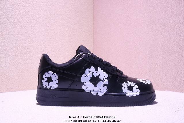 Nike 耐克 采用软质荔枝纹牛剖皮革鞋面材质耐克Nike Wmns Air Force 7 Low White Cherry Blosso Pink 空军一号