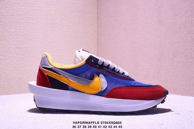 Nike 耐克 Vaporwaffle Sacai 时尚潮流 舒适耐磨 休闲防滑华夫跑鞋 Xm0704Q805
