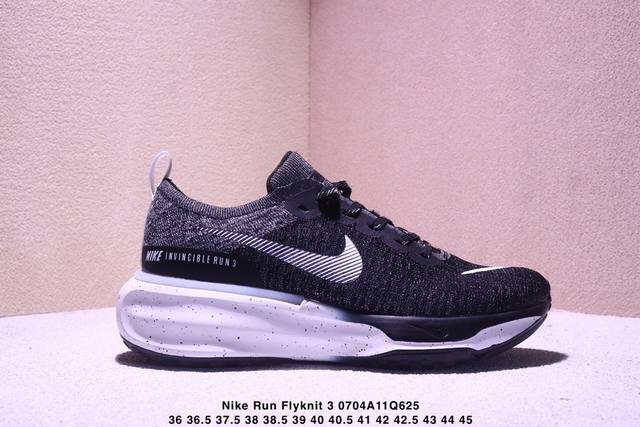 Nike 耐克 原楦原纸版开发，采用外露式Flyknit飞织面料鞋面材质，搭载Zoomx轻盈泡棉缓震科技中底，防滑缜密块状橡胶外底全新升级改款，耐克Nike Z