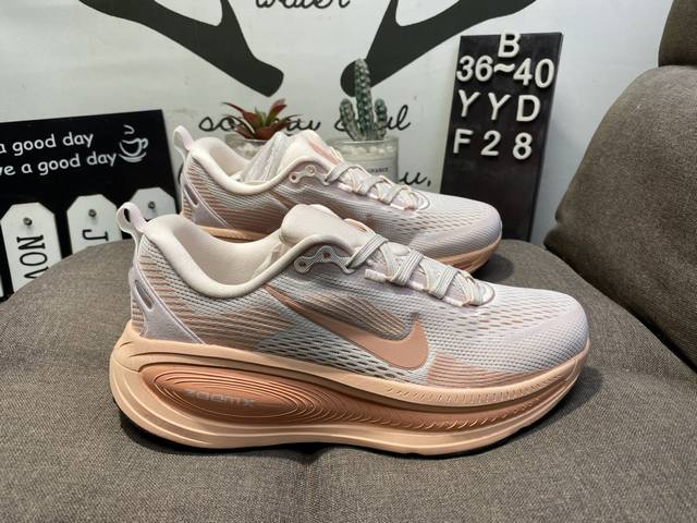 真标半码 耐克 Nike Vomero 18 舒适减震防滑 低帮跑步鞋 Yydf28