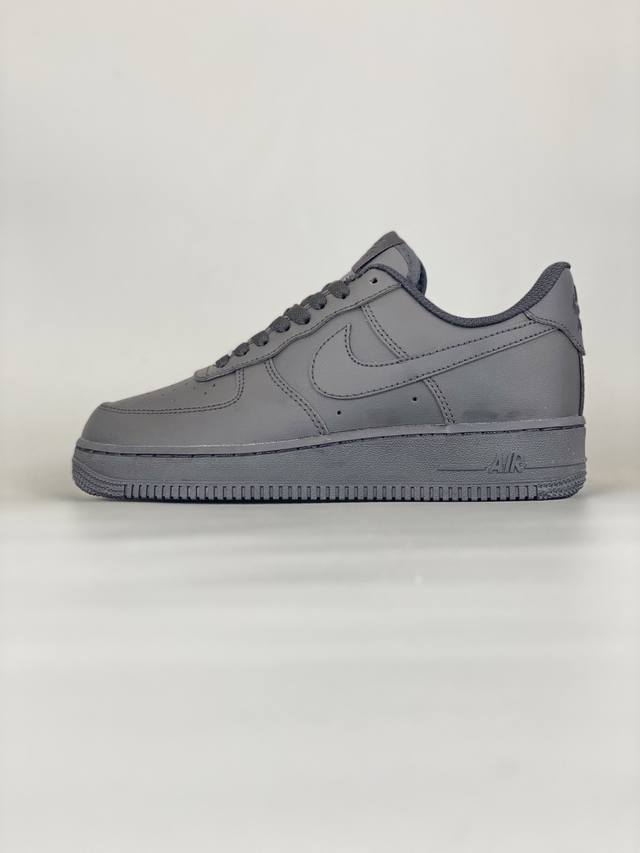 超级福利 核心放店 超高性价比 最强销量性价比版本 Nk Air Force 1 空军全黑 纯黑色 客供模具、原材料，原楦头纸板 防尘纸 原厂鞋带+Rfid环扣
