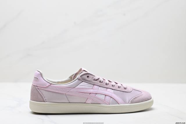 公司级Onitsuka Tiger Tokuten 亚瑟士 复古低帮休闲跑鞋 实拍首发 Tokuten的灵感来源于80年代的室内用鞋 T-Toe前足补强设计 室