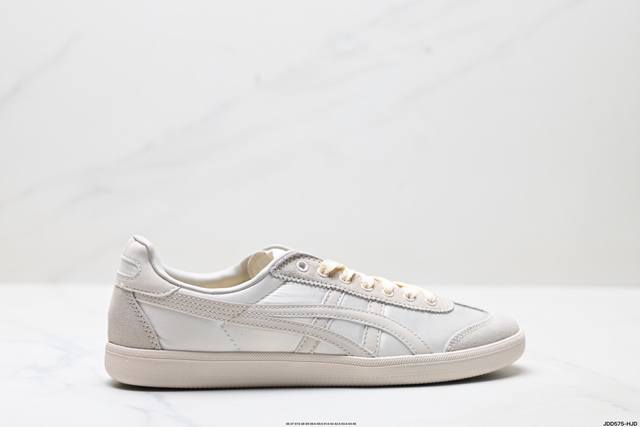 公司级Onitsuka Tiger Tokuten 亚瑟士 复古低帮休闲跑鞋 实拍首发 Tokuten的灵感来源于80年代的室内用鞋 T-Toe前足补强设计 室