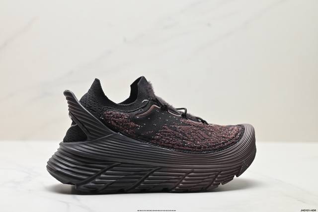 公司级Hoka One One Restore Tc Chukka 舒适 织物减震防滑透气低帮 休闲跑步鞋 货号:1169090 尺码:36 36.5 37.5