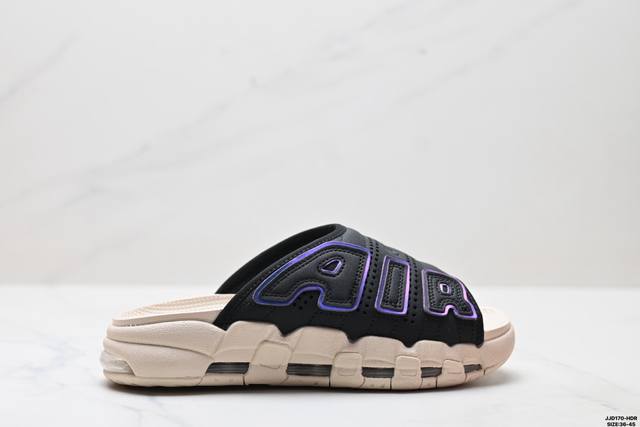 公司级Nike Air More Uptempo Slide耐克 皮蓬拖鞋 以流行于街头的涂鸦文化为设计灵感 整体的设计风格夸张而充满魅力 厚实而充满质感的皮质