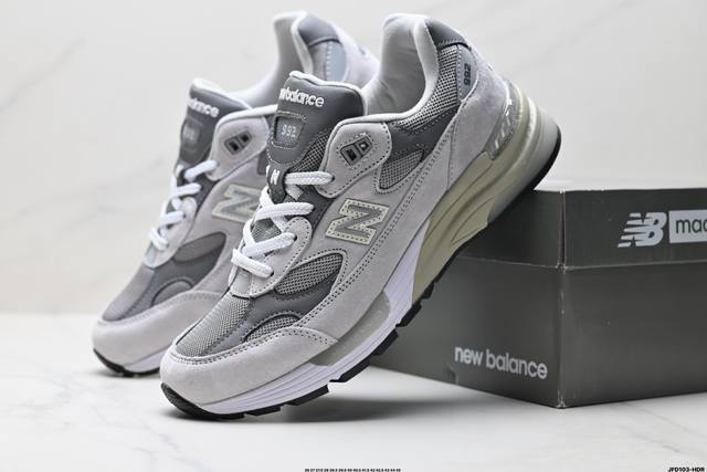 公司级New Balance Nb 992系列 新百伦 美产血统经典复古休闲运动百搭老爹跑步鞋 采用台产猪巴革及透气网眼材质 6层组合底模 缓震中底 超级碳胶耐