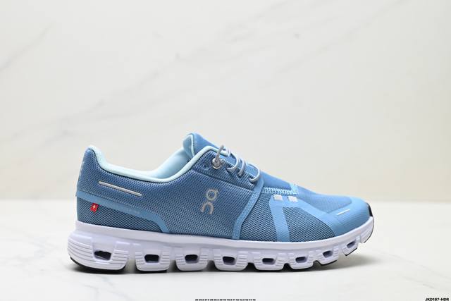 公司级On昂跑 Cloud 6 轻量运动休闲鞋 轻量透气的工程网格结合环保人造麂皮 衬托出活力醒目的视觉效果 饰有品牌Logo的Tpu鞋带扣 让系带方式别具一格
