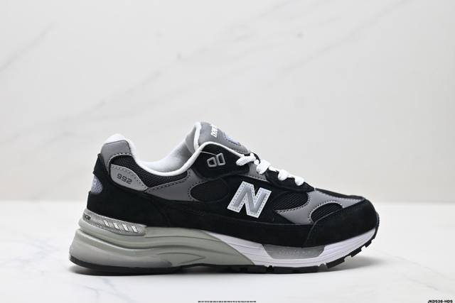 公司级New Balance新百伦Nb Made In Usa Mr992系列美产血统经典复古休闲运动百搭老爹跑步鞋 采用台产猪巴革及透气网眼材质 6层组合底模