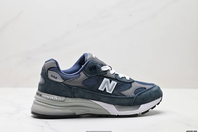 公司级New Balance新百伦Nb Made In Usa Mr992系列美产血统经典复古休闲运动百搭老爹跑步鞋 采用台产猪巴革及透气网眼材质 6层组合底模