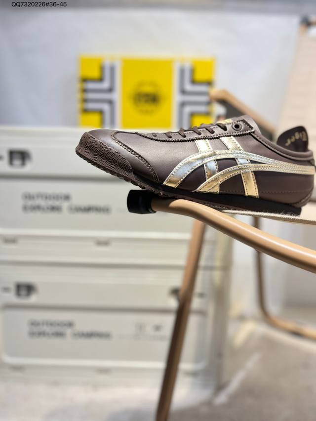 Onitsuka Tiger Mexico 66 Sd 鬼冢虎 墨西哥升级版系列低帮复古经典虎爪百搭休闲皮革慢跑鞋 采用软质粒面牛剖革组合翻毛皮饰条鞋面材质 1