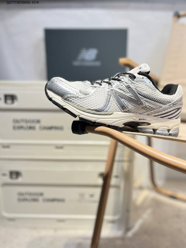 Nb 新百伦 New Balance Nb860V2系列复古老爹风休闲运动慢跑#采用皮革拼接透气网眼织物鞋面#T-Beam大底提供足步弓支撑，保持步态稳定#后跟