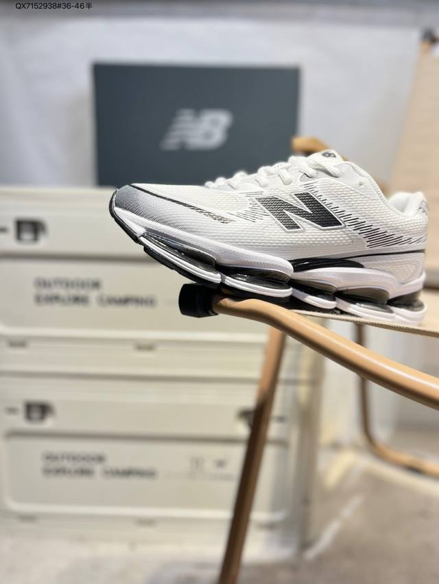 New Balance Nb 0 舒适百搭防滑耐磨低帮 休闲跑步鞋 New Balance 在近两年的球鞋市场屡出奇招，在经典鞋型保持进一步增长的同时，推出的每