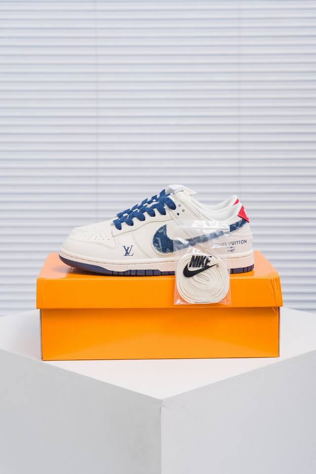 核心私 Nike Dunk 全套原楦原模倾力打造完美版型 独家原厂航空铝磨具打磨大底 鞋头坡度极致还原 无解鞋型 原盒原配 圈内天花板工艺 原厂冲刀 超高清洁度