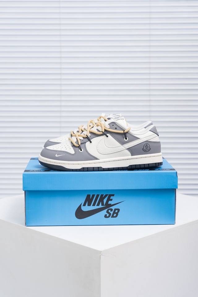 核心私 Nike Dunk 全套原楦原模倾力打造完美版型 独家原厂航空铝磨具打磨大底 鞋头坡度极致还原 无解鞋型 原盒原配 圈内天花板工艺 原厂冲刀 超高清洁度