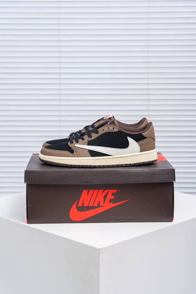 核心私 Air Jordan 1 乔丹篮球鞋男女运动鞋潮流板鞋 货号：Cq4277 001 尺码：36 36.5 37.5 38 38.5 39 40 41 4