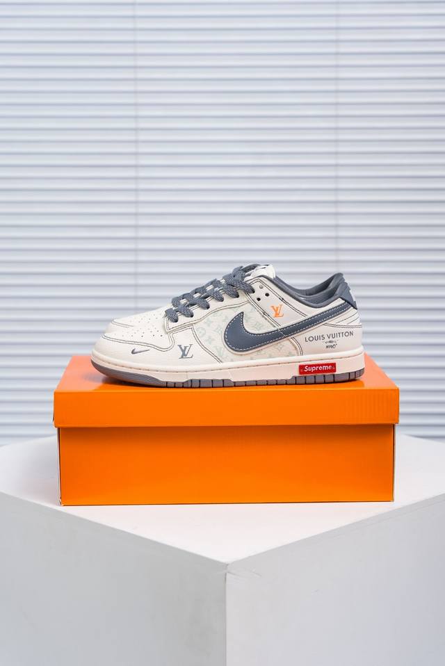 核心私 Nike Dunk 全套原楦原模倾力打造完美版型 独家原厂航空铝磨具打磨大底 鞋头坡度极致还原 无解鞋型 原盒原配 圈内天花板工艺 原厂冲刀 超高清洁度