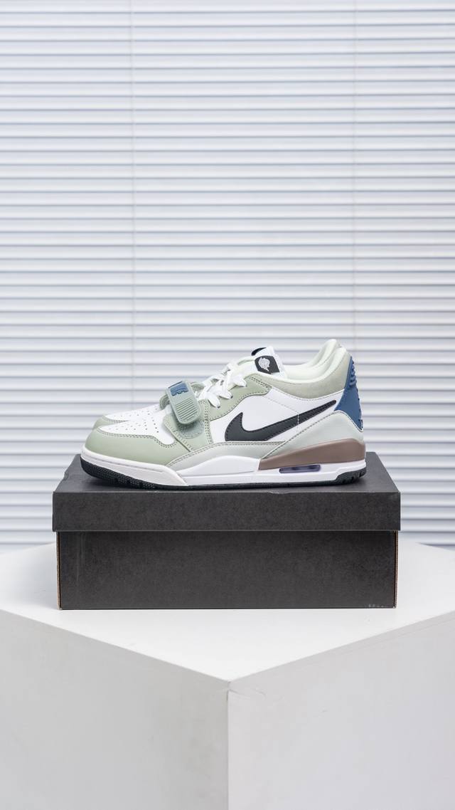 核心私 Nike Air Jordan Legacy 312 Low 乔丹 Aj 312 最强三合一混合版 有着交错结合的设计，它的名字就展现出它所包含的鞋款元