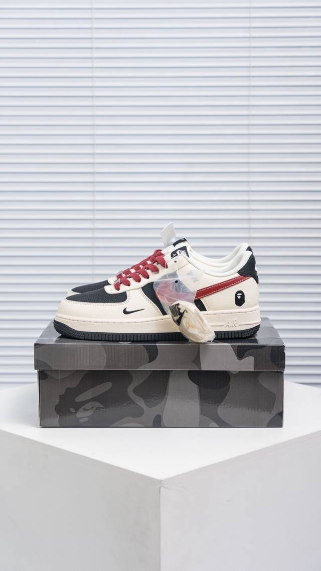核心私 Air Force 1 原装级别 原楦头原纸板 打造纯正空军版型专注外贸渠道 全掌内置蜂窝气垫 原盒配件 原厂中底钢印、拉帮完美 货号：Qw5836 0