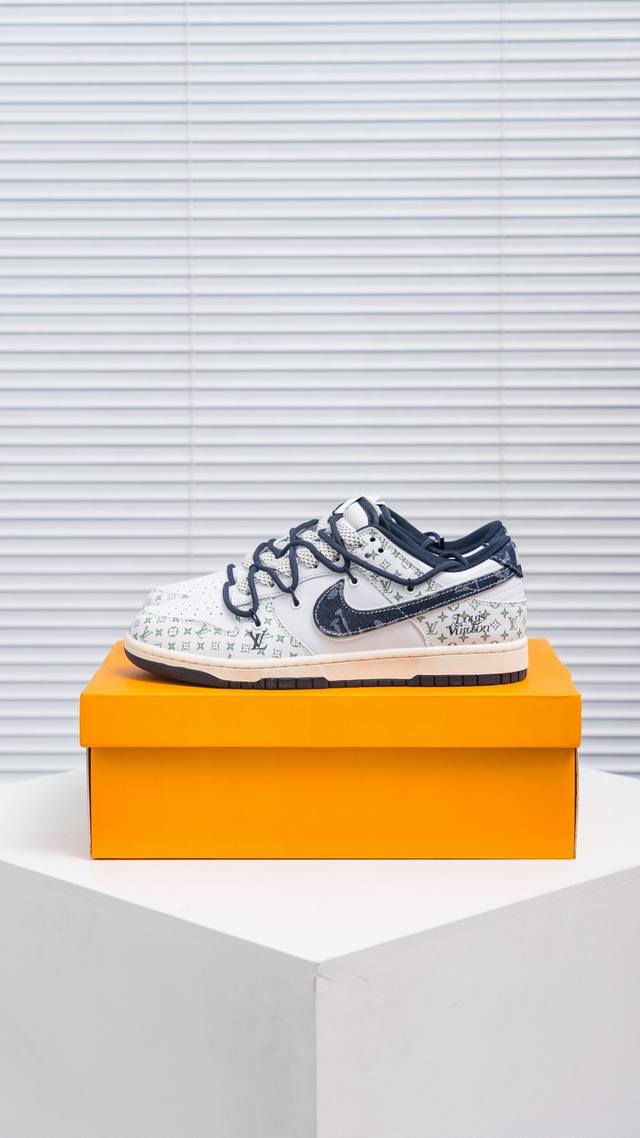 核心私 Nike Dunk 全套原楦原模倾力打造完美版型 独家原厂航空铝磨具打磨大底 鞋头坡度极致还原 无解鞋型 原盒原配 圈内天花板工艺 原厂冲刀 超高清洁度