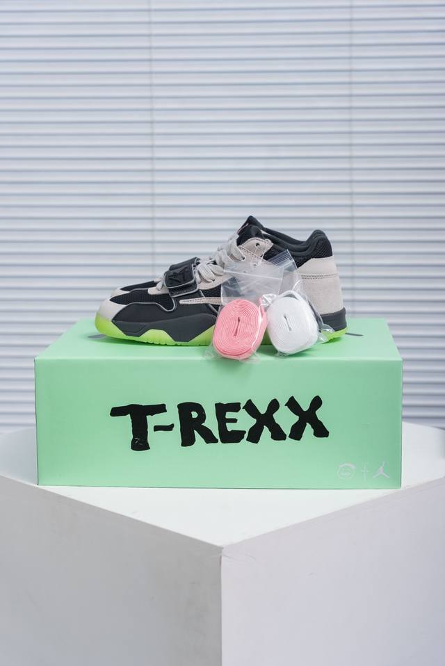 核心私 Chase B X Travis Scott X Jordan Jumpman Jack Tr Aj1 乔1联名倒勾 #全新联名配色采用麂皮、织物材质，