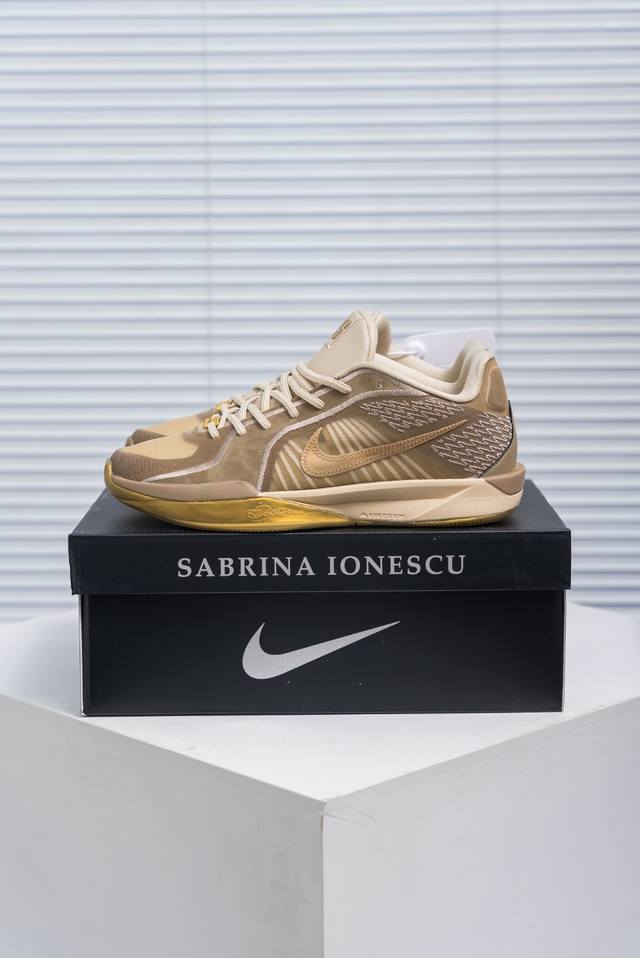 核心私 Puma Palermo 彪马 复古休闲板鞋 货号：383011 13 尺码：36 37 37.5 38 38.5 39 40 40.5 41 42 4