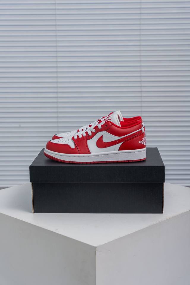 核心私 Air Jordan 1 乔丹篮球鞋男女运动鞋潮流板鞋 货号：553558 166 尺码：36 37 37.5 38 38.5 39 40 40.5 4