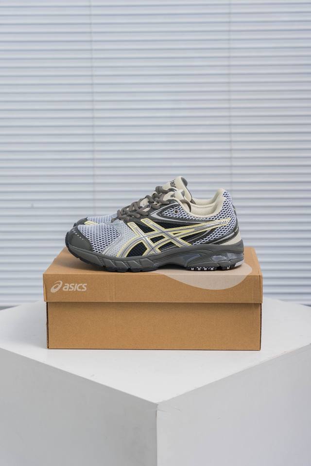 核心私 Asics T Gel- Kayano 14 亚瑟士户外风低帮休闲运动跑步鞋 货号：1203A607-002 尺码：36 37 37.5 38 38.5