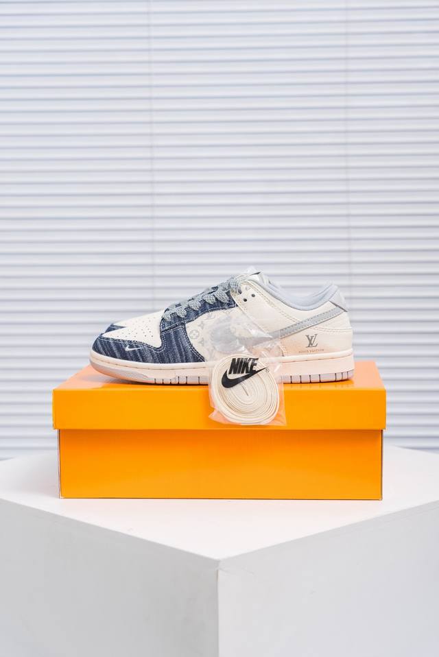 核心私 Nike Dunk 全套原楦原模倾力打造完美版型 独家原厂航空铝磨具打磨大底 鞋头坡度极致还原 无解鞋型 原盒原配 圈内天花板工艺 原厂冲刀 超高清洁度