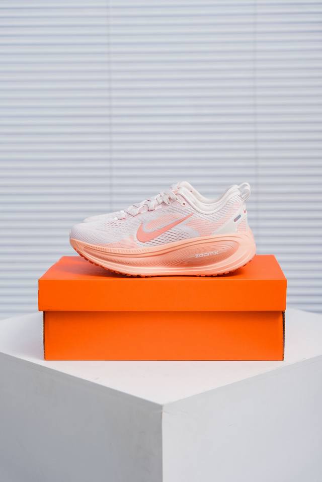 核心私 Nike Air Zoom Vomero 18 全新科技提前原鞋开发 运动跑鞋 区别市面真标版本 必定是官方强力主推款式，真正的Zoom缓震科技嵌入如假