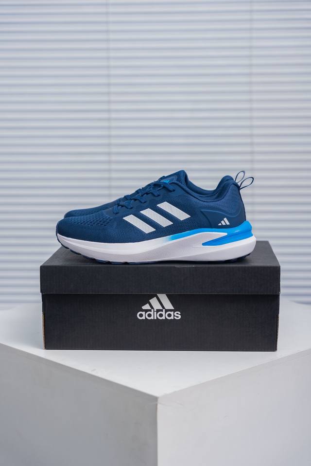 核心私 Adidas Response Ctl7 Plus系带网布透气低帮跑步鞋 男女同款，鞋面很柔软，透气性不错鞋楦很宽，宽脚型也可以穿，跑步落地会很稳定，中