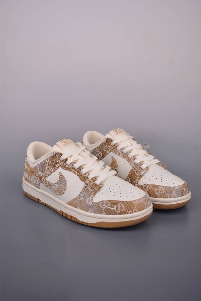 Nike Sb Dunk Low Gucci联名 纯原大厂出品 极力推荐 原装头层材料 独家版型蒸餾加工 帶來的是更好的视觉和脚感体验 大厂纯原品质出货 清洁度