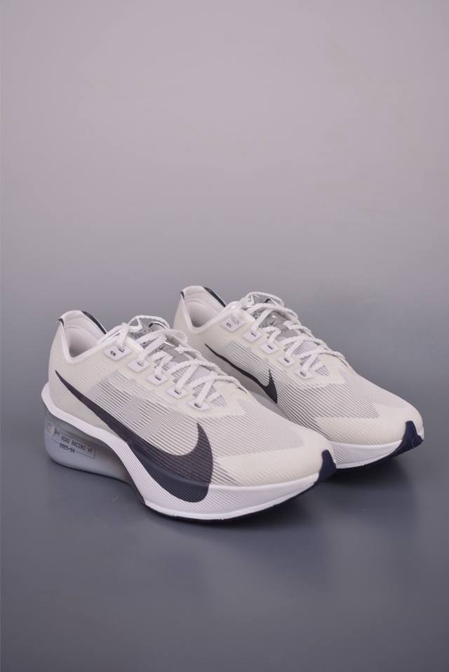 Nike Zoomx Vaporfly Next%4 减震马拉松跑步鞋 公司级版本 原楦原纸版数据开发版型 采用同源数据开发Flyknit织物融合Tpu丝半透明