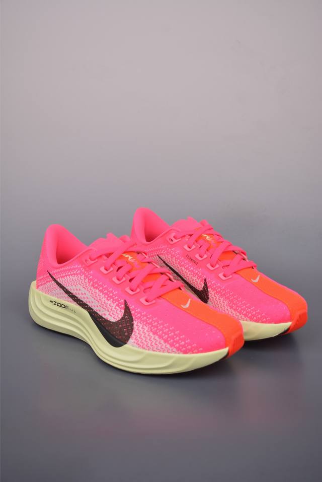 Nike Reactx Pegasus Plus 飞马跑步鞋 市售最高品质 全新高端零售平台专供 细节区别市面真标 后跟覆面和中足动态支撑巧妙融合 缔造稳定顺畅