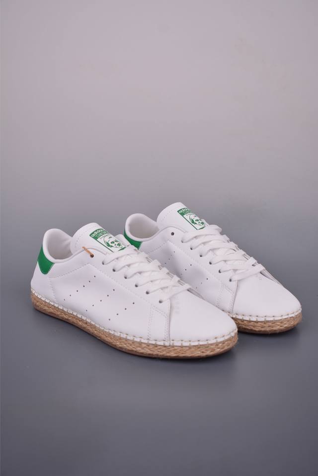 Clotx Adidas Originals Gazelle 陈冠希联名款三叶草 草鞋德训鞋 冠希哥的设计理念把国风融入到现代潮流中 传统工艺材质 像厚麻布拼接