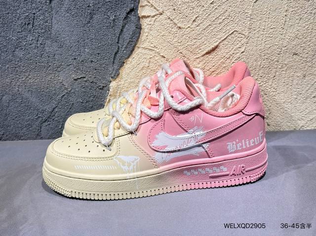 新品上市实拍 Air Force 1 Low’07 空军一号低帮休闲板鞋 定制皮料 原楦原纸板 纯正空军版型 内置全掌气垫 货号：Qr2032 Welxqd29
