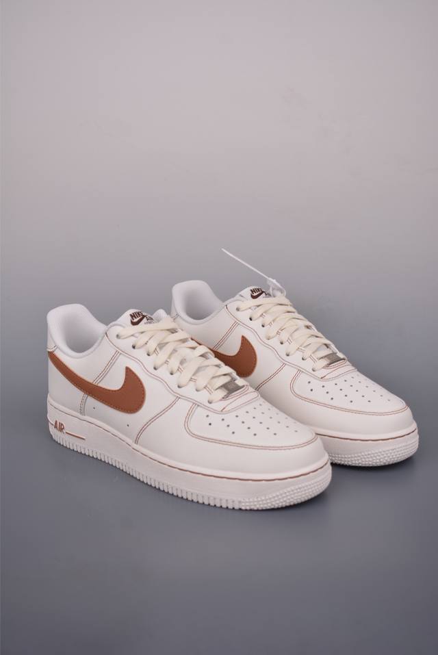 Nike Air Force 1 Low 米棕色 原楦头原纸板 打造纯正空军版型 专注外贸渠道 全掌内置蜂窝气垫 原盒配件 原厂中底钢印、拉帮完美 官方货号:
