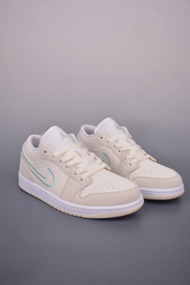 Air Jordan 1 Low 米蓝 Aj1乔1低帮休闲板鞋 同步官方配色 市场唯一独家头层皮打造 原鞋原档案开发 原厂皮料 原档冲孔鞋头 正确满胶鞋垫 四线