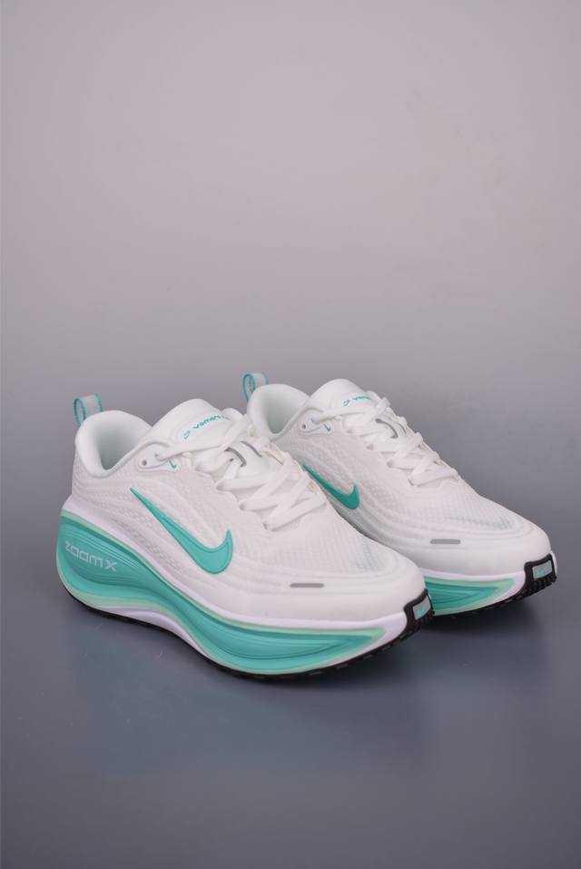 Nike Reactx Pegasus Plus 纯原版本 飞马跑步鞋 市售最高品质 全新高端零售平台专供 细节区别市面真标 后跟覆面和中足动态支撑巧妙融合 缔