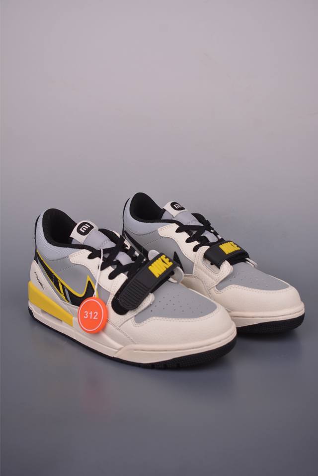 Air Jordan Legacy 312 经典配色 官方货号：Cd7069 9993333 有着交错结合的设计，它的名字就展现出它所包含的鞋款元素，312 分