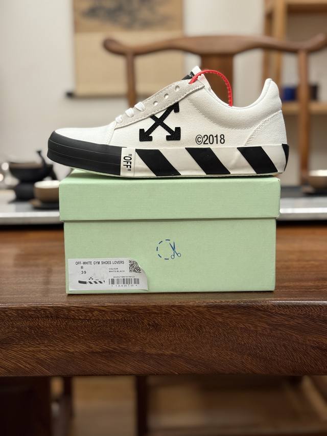 Off-White C O Virgil Abloh Vulc Low Top 箭头低帮硫化帆布板鞋 尺码:36 37 38 39 40 41 42 43 44